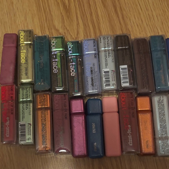 YOUR FACE Other - Eyeshadow Palette - Vibrant Collection